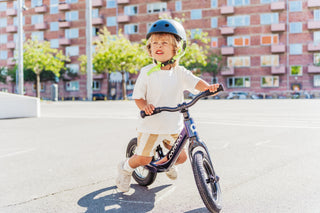 How to teach a child to ride a balance bike