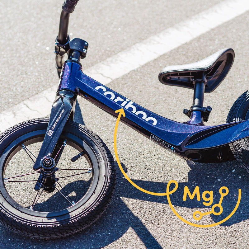 Seamless magnesium alloy frame.