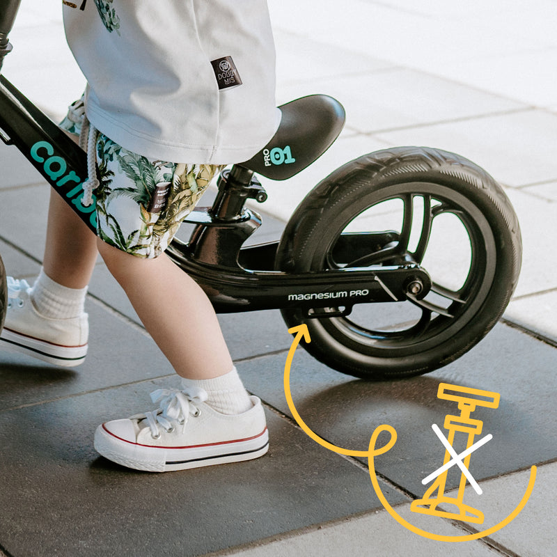 Lightweight EVA foam wheels – no pumping, zero risk of punctures.