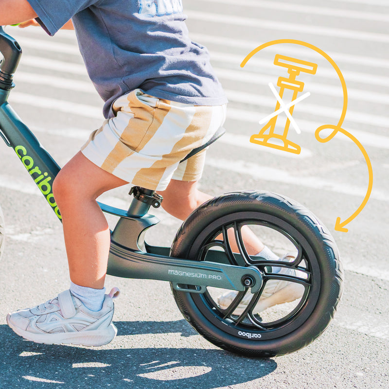 Lightweight EVA foam wheels – no pumping, zero risk of punctures.